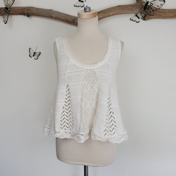 Anthropologie Tops - Anthropologie meadow rue crochet sleeveless top